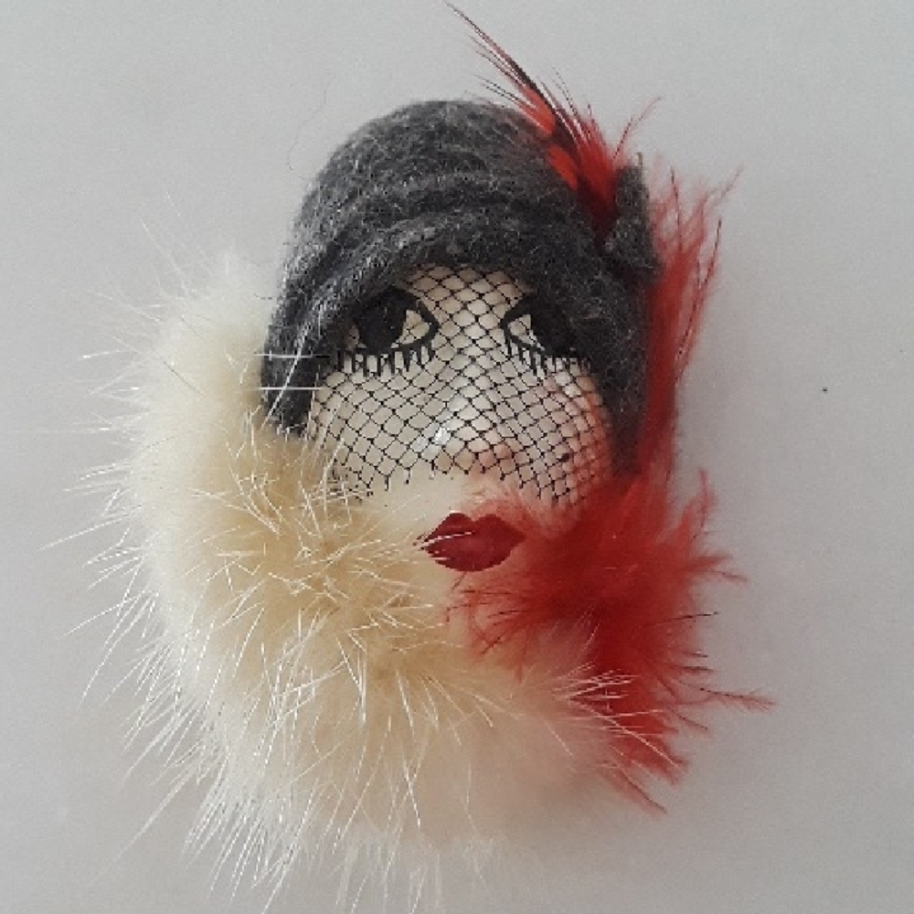 Beautiful Vintage French Flapper Pin Brooch 1970s Collectible, Hand painted